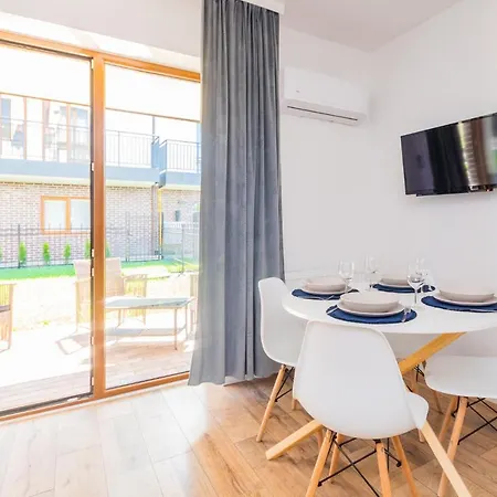Flatbook Apartamenty - Mikoszewo Daire